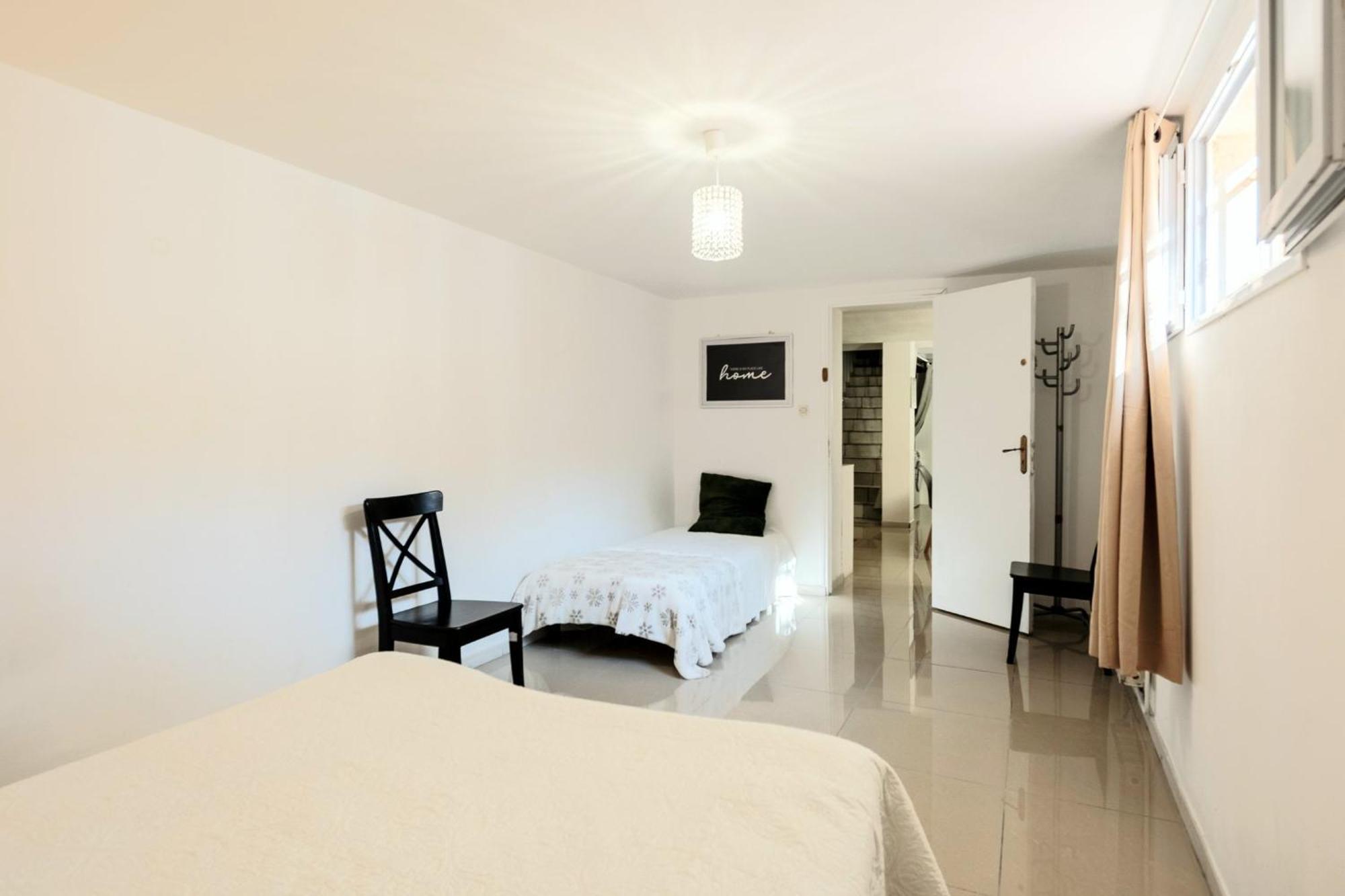 Villa 3 Appartements Entiers Avec Piscine Et Jaccuzi Et Parking Марсель Екстер'єр фото
